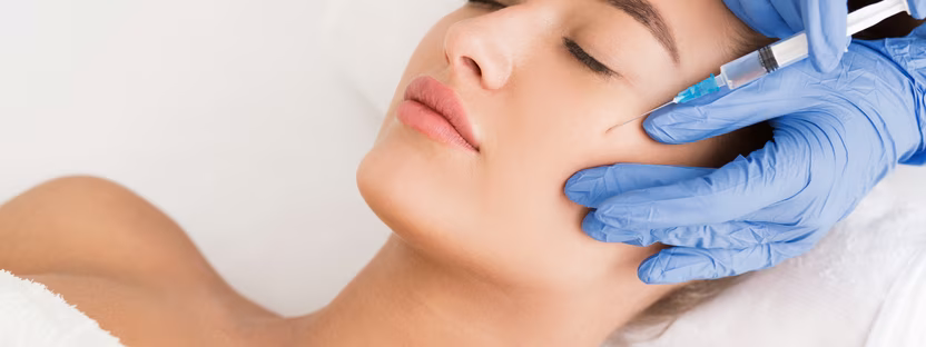 Comparativa ácido hialurónico versus Sculptra para rejuvenecimiento facial: cuándo elegir cada uno