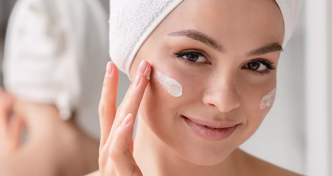 ¿Funcionan las Cremas para Líneas de Expresión? Análisis Científico 2025