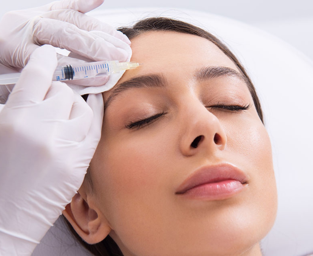 Treatment of expression lines on the forehead with botulinum toxin in Bogotá